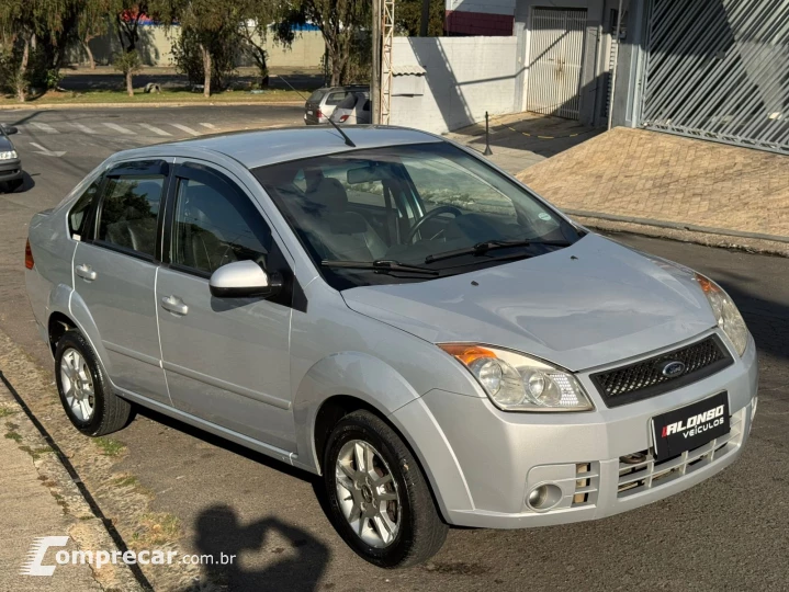 FIESTA 1.6 MPI Sedan 8V