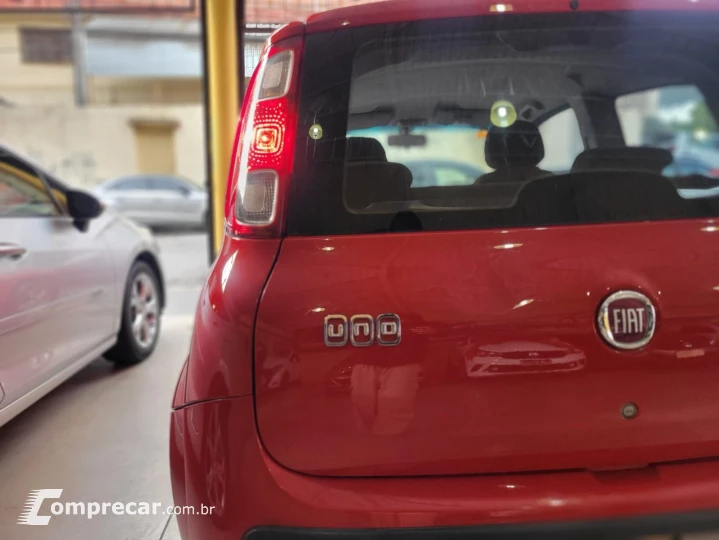 UNO 1.0 EVO Vivace 8V