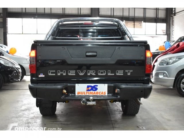 S10 - 2.4 MPFI EXECUTIVE 4X2 CD 8V 4P MANUAL