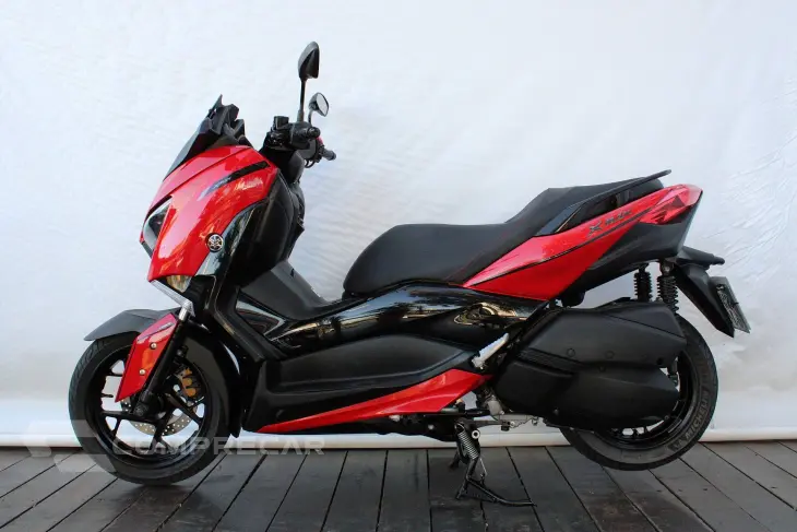 YAMAHA XMAX ABS