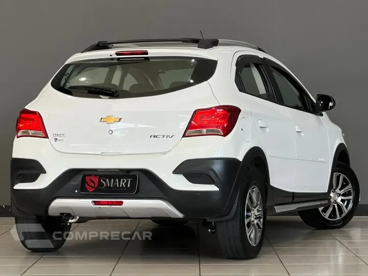 ONIX 1.4 MPFI ACTIV 8V FLEX 4P AUTOMÁTICO