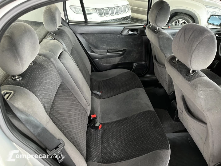 ASTRA 2.0 MPFI Elegance Sedan 8V
