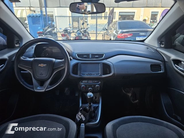 PRISMA - 1.4 MPFI LT 8V 4P MANUAL