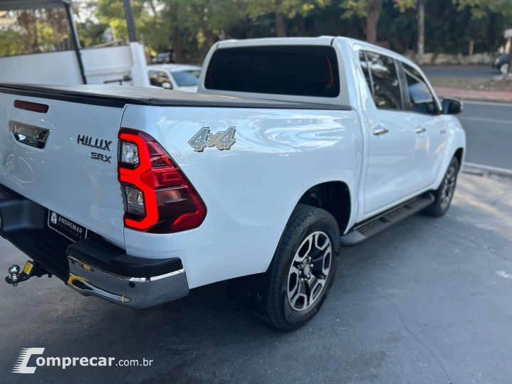 Hilux 2.8 D-4D Turbo Diesel Cd Srx 4X4 Automático