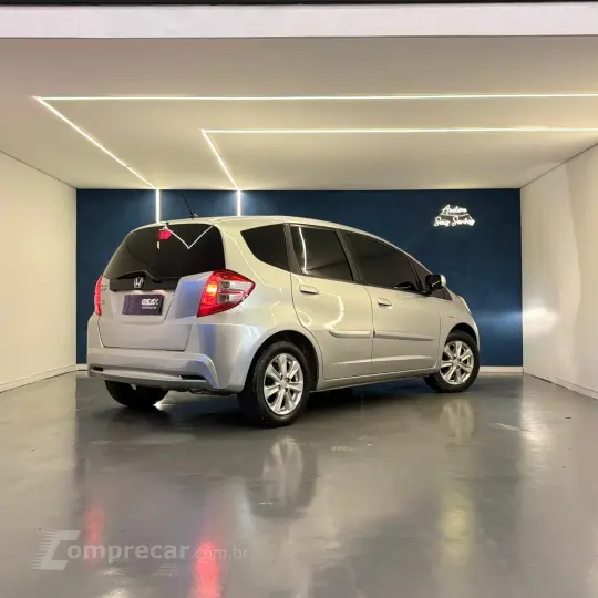 Fit LX 1.4/ 1.4 Flex 8V/16V 5p Aut.