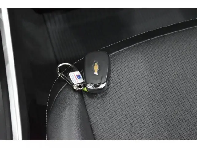 ONIX - 1.0 TURBO PLUS PREMIER AUTOMÁTICO