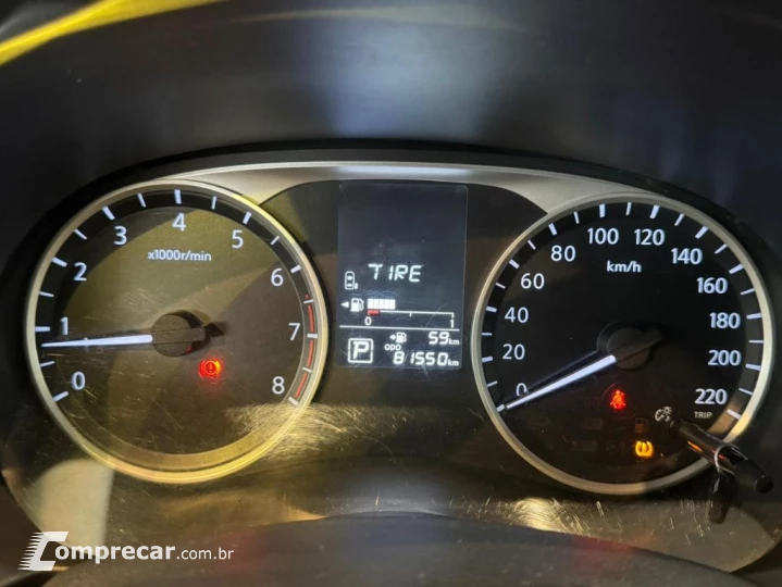 KICKS Sense 1.6 16V Flex Aut.