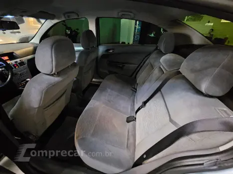 Vectra Elegan. 2.0 MPFI 8V FlexPower Aut