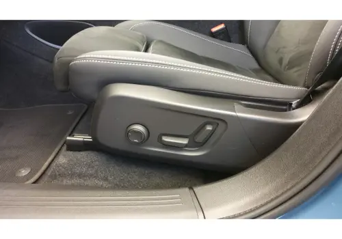 C40 P8 RECHARGE TWIN ELECTRIC ULTIMATE AWD