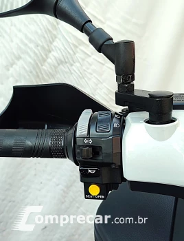 DAFRA MAXSYM 400i