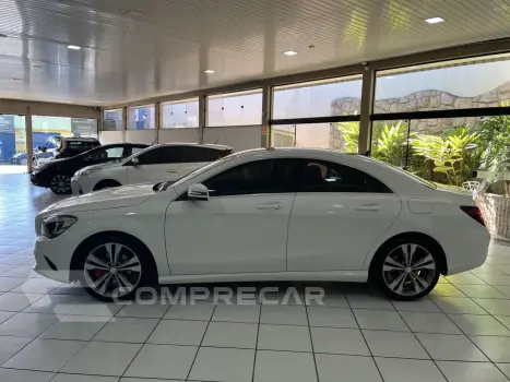CLA 180 1.6 16V 4P CGI TURBO 7G-TRONIC AUTOMÁTICO DCT