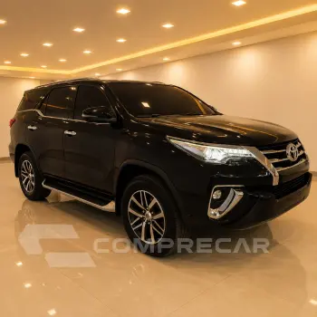 HILUX SW4 2.8 SRX 4X4 7 Lugares 16V Turbo Intercooler