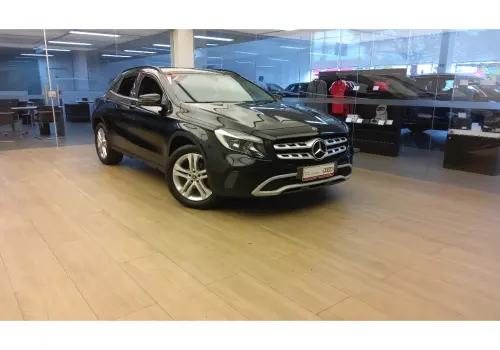 Mercedes-Benz GLA 200 1.6 CGI STYLE 16V TURBO FLEX 4P AUTOMATICO 5 portas