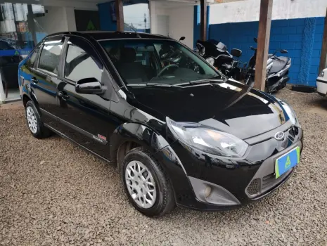 Fiesta Sedan 1.6 4P FLEX