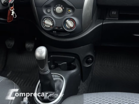 MARCH SV 1.6 16V Flex Fuel