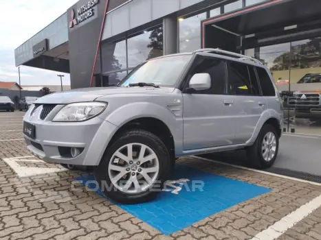 Mitsubishi PAJERO TR4 2.0 4X2 16V 140cv 4 portas