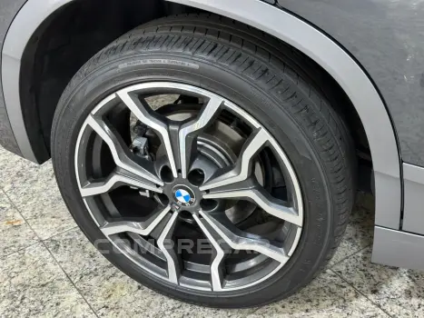 X2 2.0 16V Turbo Sdrive20i M Sport X Steptronic