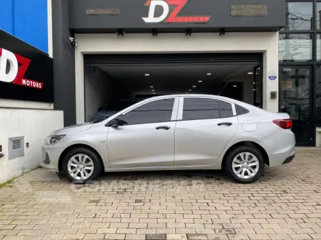 ONIX 1.0 Turbo Plus LT