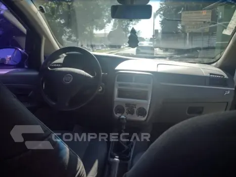 PUNTO - 1.4 ATTRACTIVE 8V 4P MANUAL