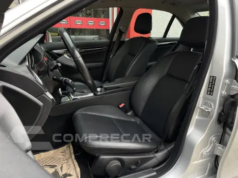 C 180 1.8 CGI CLASSIC 16V TURBO GASOLINA 4P AUTOMÁTICO