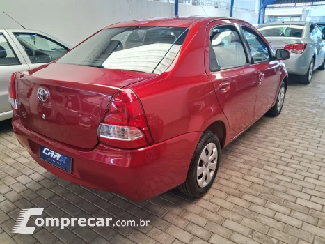Etios Sedan 1.5 16V 4P FLEX XS