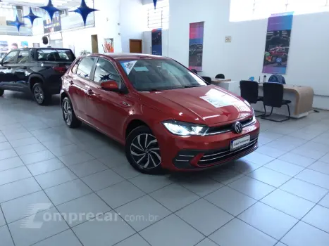 Volkswagen POLO 1.0 170 TSI HIGHLINE AUTOMÁTICO 4 portas