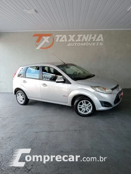 FIESTA 1.6 MPI Class Hatch 8V