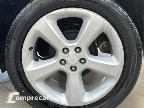 TRACKER 1.8 MPFI LTZ 4X2 16V FLEX 4P AUTOMÁTICO