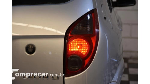 CELTA - 1.0 MPFI LT 8V 4P MANUAL