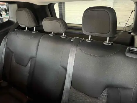 RENEGADE 1.8 16V FLEX 4P AUTOMÁTICO