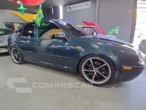 CHEVROLET BORA 4 portas