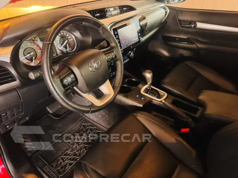 HILUX 2.8 D-4D TURBO DIESEL CD SRX 4X4 AUTOMÁTICO