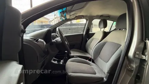 Palio ESSENCE 1.6 Flex 16V 5p