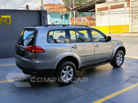 Pajero DAKAR/HPE 3.5 4x4 Flex 5p Aut.