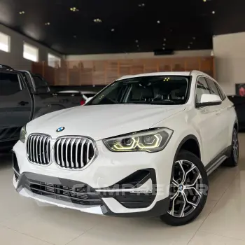 BMW X1 2.0 16V Turbo Activeflex Sdrive20i X-line 4 portas