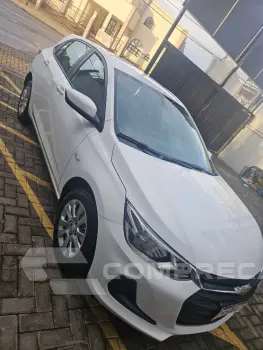 CHEVROLET ONIX 1.0 LT 4 portas