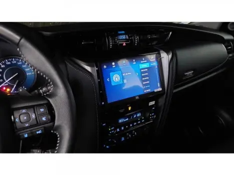 HILUX SW4 - 2.8 D-4D TURBO SRX 4X4 AUTOMÁTICO