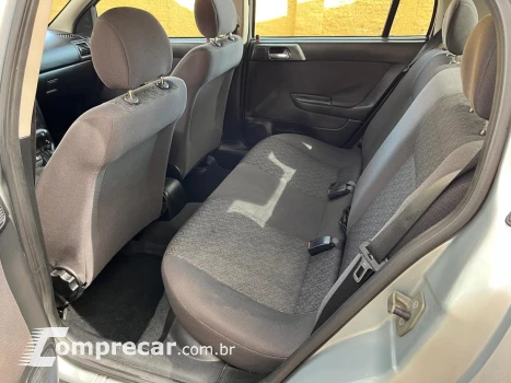 ASTRA 2.0 MPFI Advantage 8V