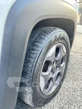 Renegade 1.8 16V 4P FLEX AUTOMÁTICO