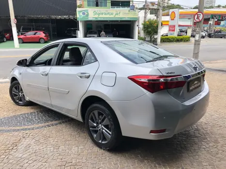 Corolla 1.8 Gli 16V Flex 4P Automático