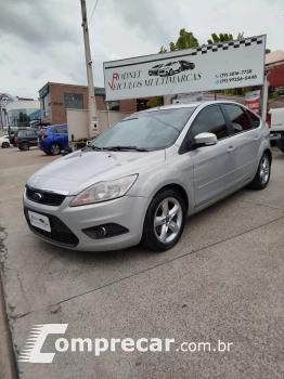 FORD Focus 2.0 16V/SE/SE Plus Flex 5p Aut. 4 portas