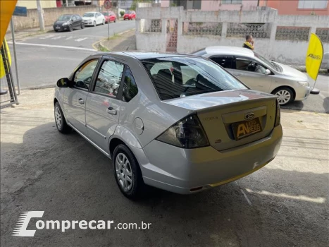 FIESTA 1.6 SE Sedan 16V