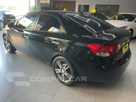 CERATO 1.6 EX3 Sedan 16V
