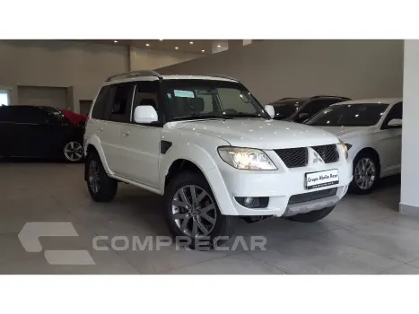 Mitsubishi PAJERO TR4 2.0 4X2 16V 140CV FLEX 4P MANUAL 4 portas
