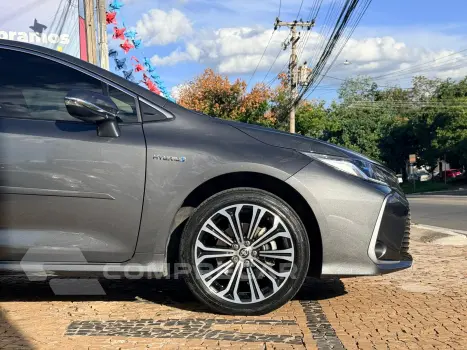 COROLLA 1.8 VVT-I Hybrid Altis Premium