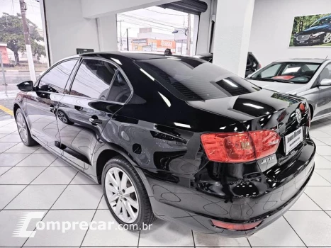 JETTA 2.0 COMFORTLINE FLEX 4P AUT