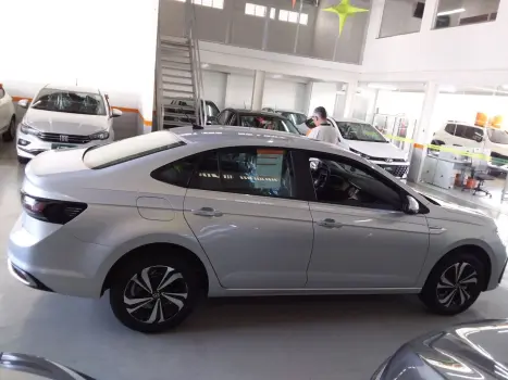 VIRTUS 1.0 200 TSI COMFORTLINE AUTOMÁTICO