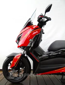 YAMAHA XMAX ABS