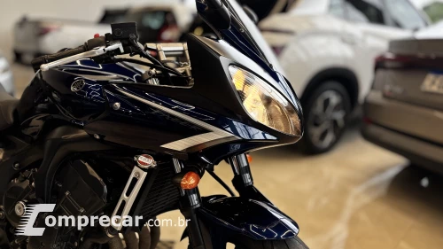 Yamaha FAZER 600