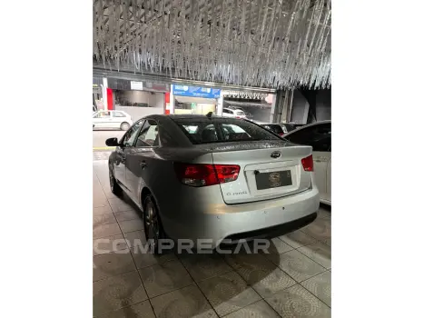 CERATO 1.6 EX3 SEDAN 16V GASOLINA 4P AUTOMÁTICO